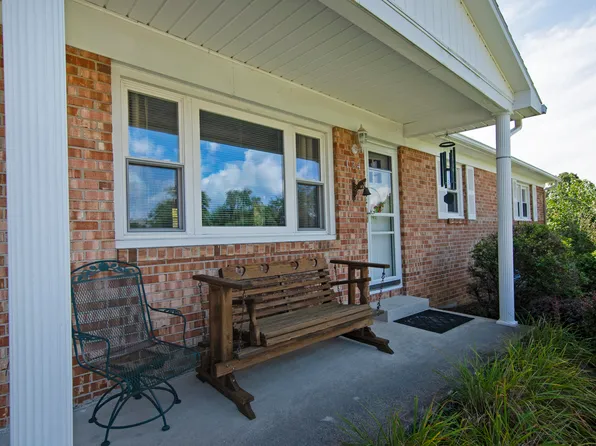174 Spibeth St, Lewisburg, WV 24901