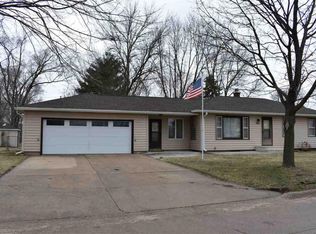 1325 Avon Ave, Waterloo, IA 50703