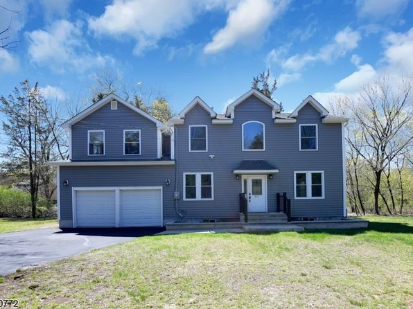421 Brentwood Blvd, Franklin Twp., NJ 08540
