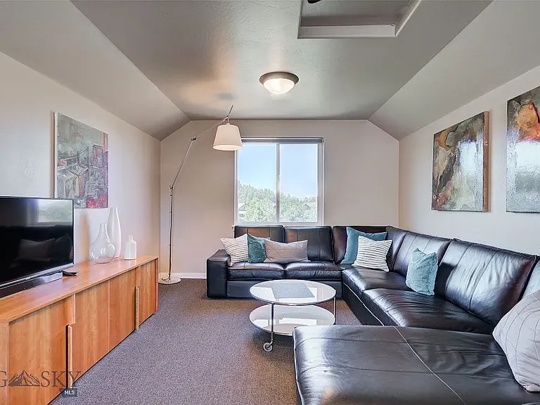 1596 Maiden Spirit St — Photo 12