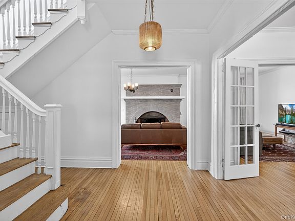 5th image of 152 Sutton Manor Road