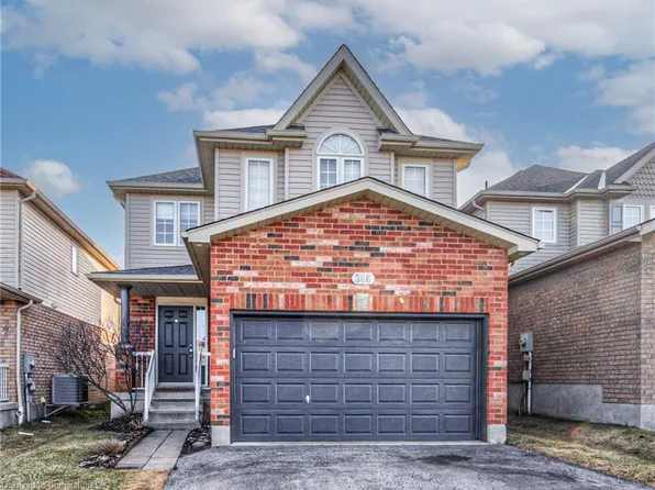366 Steepleridge St, Kitchener, ON N2P 2X4