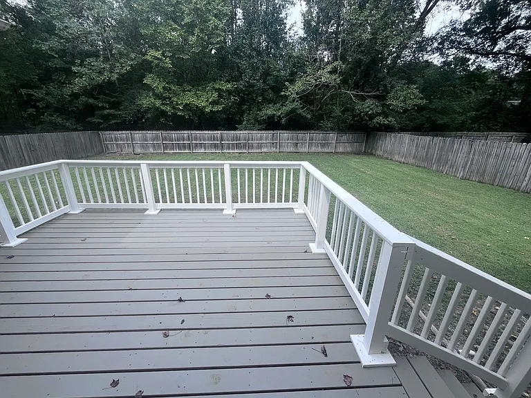 34 Shamsie Dr — Photo 24