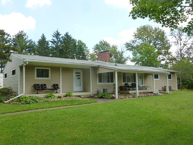 1st image of 3826 & 3828 Motz Dr