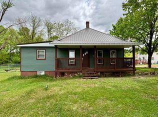 2274 Railroad St, Woodford, WI 53599