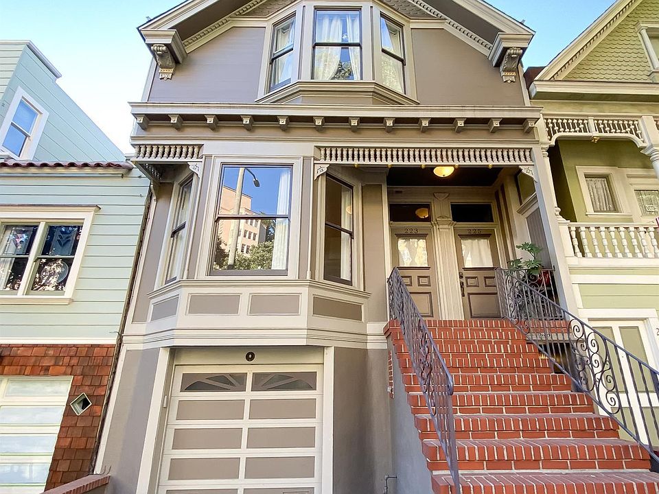1st image of 223 Roosevelt Way