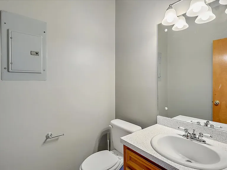 221 Brendalwood Blvd — Photo 15