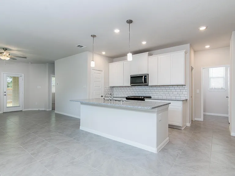 18565 Meadow Point Ln — Photo 4