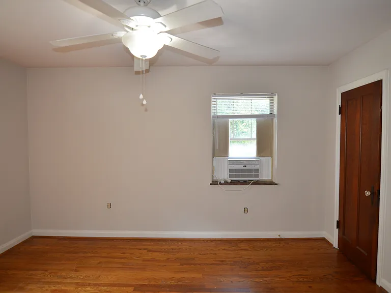 5537 Bosworth Pl — Photo 4