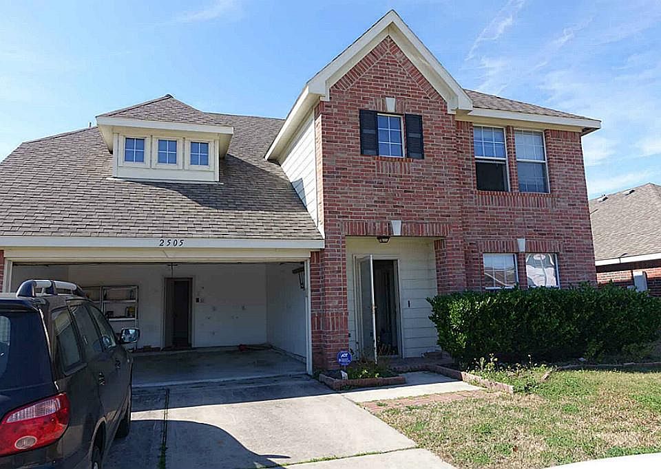 1st image of 2505 Horseshoe Bnd