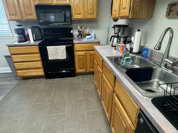 (undisclosed Address), Clarksburg, WV 26301