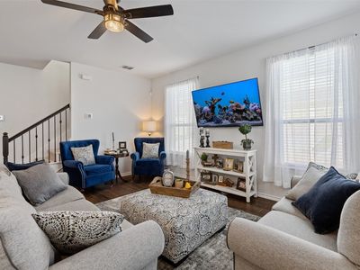 447 Milverton Dr, Crowley, TX, 76036