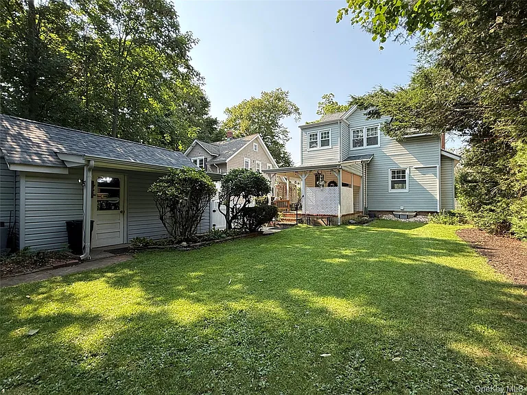 31 Jacobson Ave — Photo 23