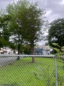656 Springdale Ave, East Orange, NJ, 07017