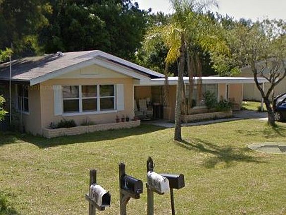 2nd image of 5831 13th Street Ct E
