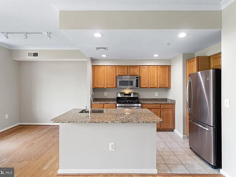 4480 Market Commons Dr #405 — Photo 50