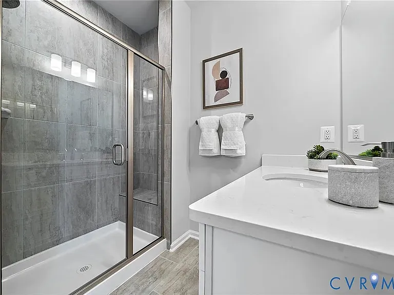 231 Brattice Dr — Photo 6