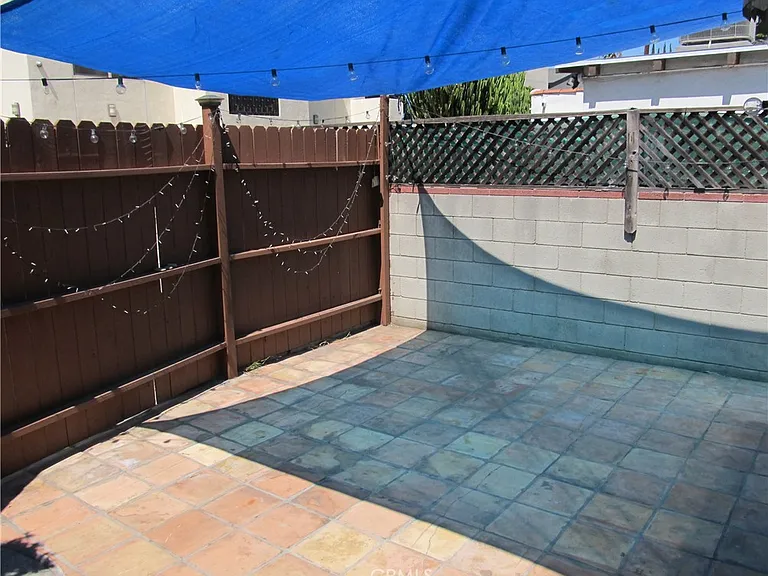 11217 La Maida St — Photo 11
