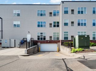Selby Grotto Apartments, Saint Paul, MN 55104