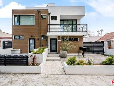 838 1/2 N McCadden Pl, Los Angeles, CA, 90038