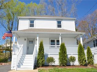 71 Long Island View Rd, Milford, CT 06460