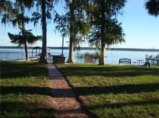 1882 County Road 431a, Lake Panasoffkee, FL 33538