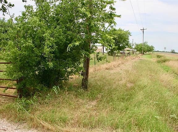 4th image of 5942 E State Highway 243