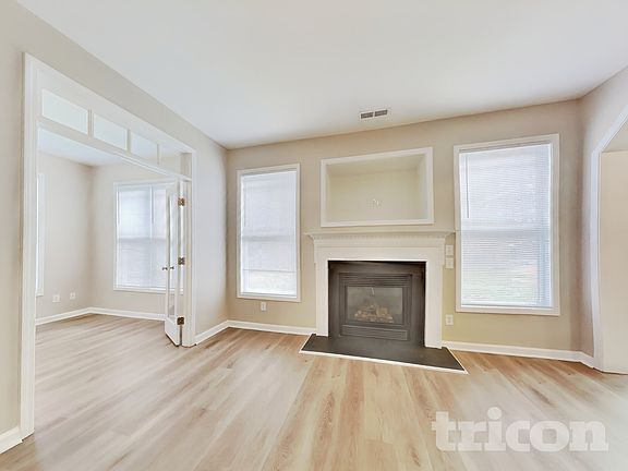 3rd image of 1029 Steelhorse Dr