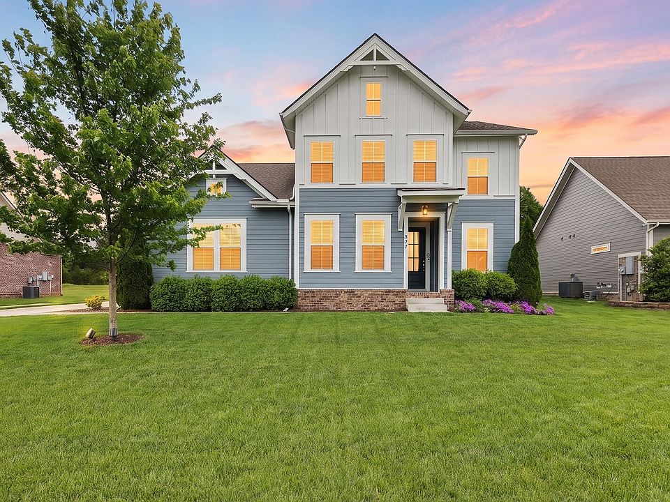 1st image of 517 Oakvale Ln