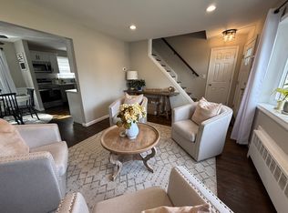 406 Higbie Ln, West Islip, NY 11795