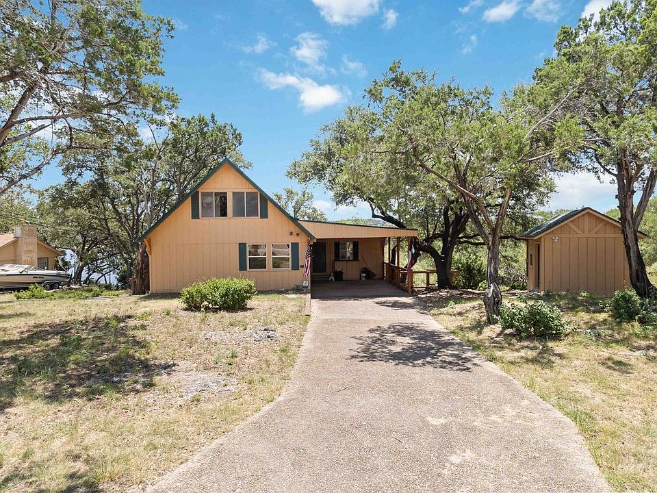 1st image of 2676 Woodcrest Dr