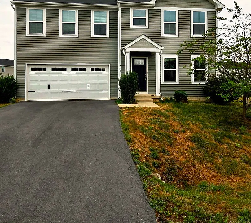 228 Chandlers Glen Dr