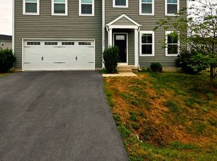 228 Chandlers Glen Dr, Bunker Hill, WV 25413