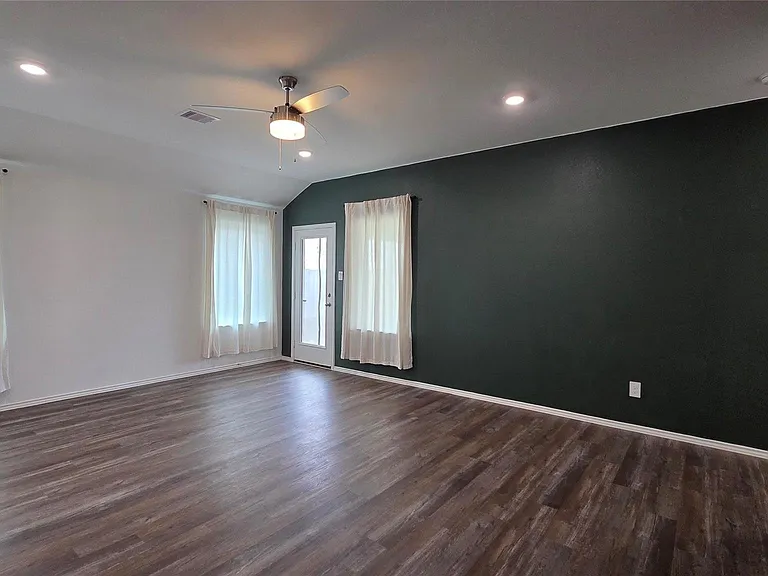 6110 Ginevra Summers Dr — Photo 6