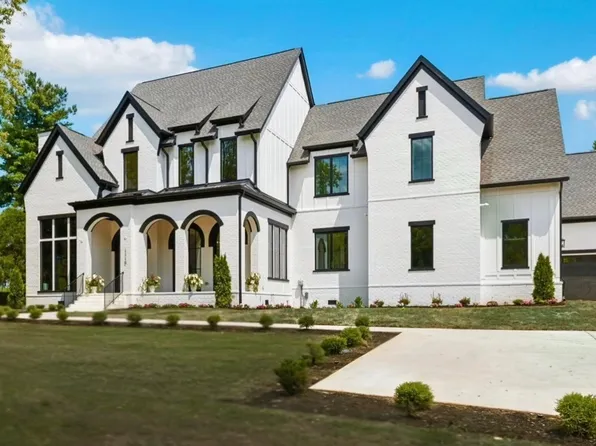 1110 Lipscomb Dr, Brentwood, TN 37027