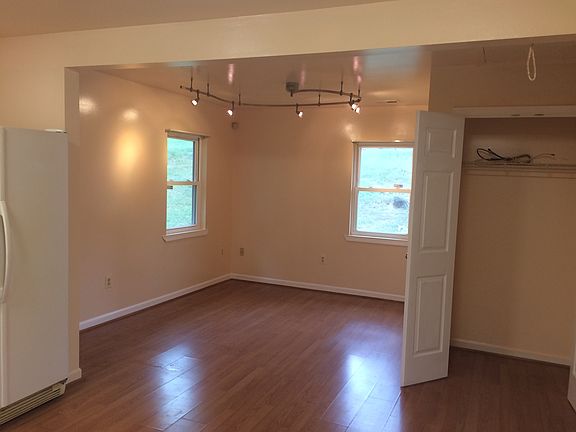 Dinning Room in Kitchen