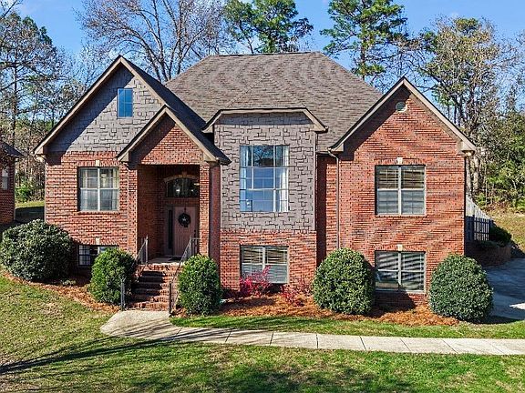 2nd image of 236 Thoroughbred Ln