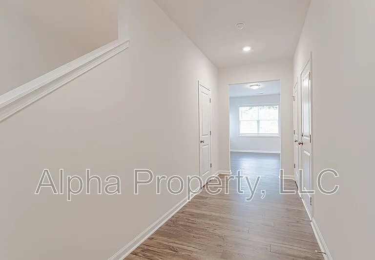 25 Apricot Ln — Photo 2