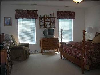 2nd image of 133 Willowbend Ln
