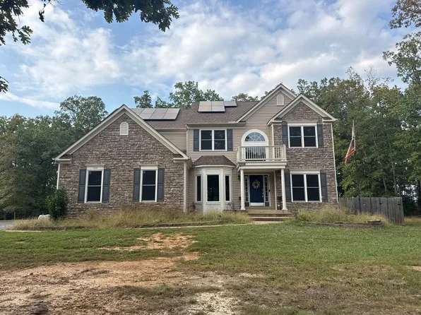 1010 Holly Corner Rd, Fredericksburg, VA 22406