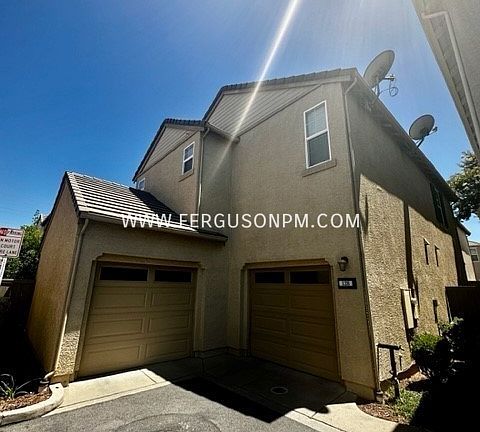 3rd image of 128 Talmont Cir
