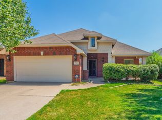 712 Cheryl St, Crowley, TX 76036