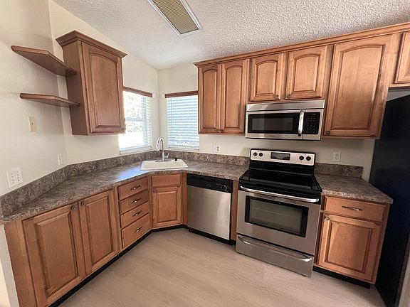 5th image of 1206 Pine Sage Circle