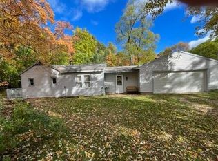 84029 42nd St, Decatur, MI 49045