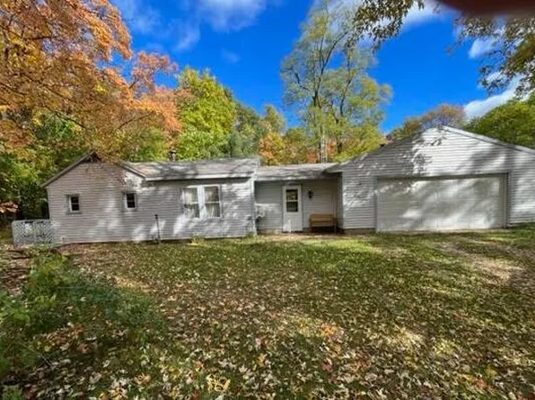 84029 42nd St, Decatur, MI 49045