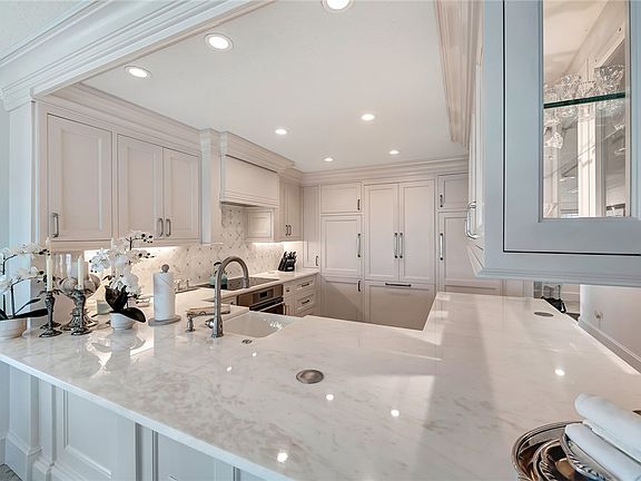 5th image of 2700 Ocean Dr APT 304