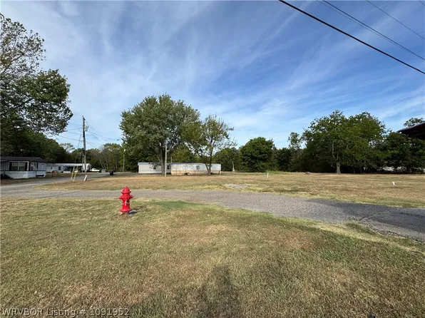 1201 Pocola Rd, Pocola, OK 74902