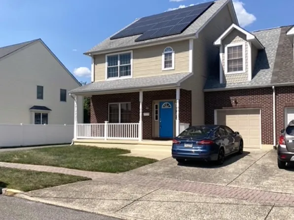 205 Coolidge Pl, Bristol, PA 19007