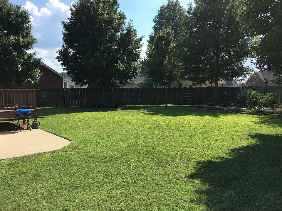 2nd image of 3020 Saint Andrews Dr
