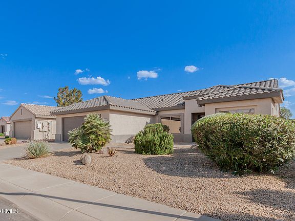 3rd image of 16035 W WILDFLOWER Drive